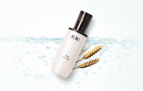 潤(rùn)膚露可以代替乳液?jiǎn)?好用的水乳品牌推薦 潤(rùn)膚露可以代替乳液?jiǎn)?好用的水乳品牌推薦