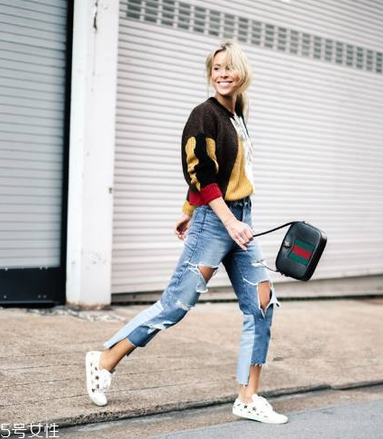 直筒牛仔褲配什么鞋？屬于你的非凡腔調(diào)