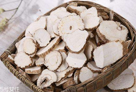 白芷能治尿失禁嗎 治療偏方 白芷能治尿失禁嗎 治療偏方