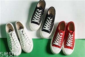 帆布鞋適合夏天穿嗎？任何時(shí)候都可以穿