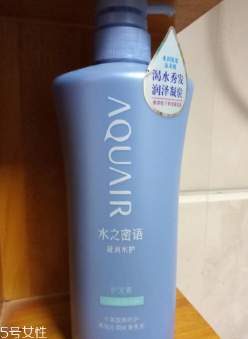 護(hù)發(fā)素沒洗干凈會(huì)怎樣？護(hù)發(fā)素殘留會(huì)導(dǎo)致脫發(fā)嗎？