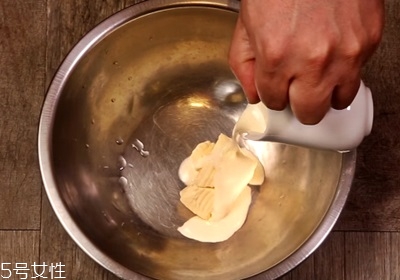 法式長棍面包怎么吃 3種切法2種餡料 法式長棍面包怎么吃 3種切法2種餡料