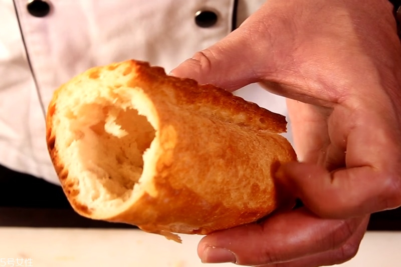 法式長棍面包怎么吃 3種切法2種餡料 法式長棍面包怎么吃 3種切法2種餡料