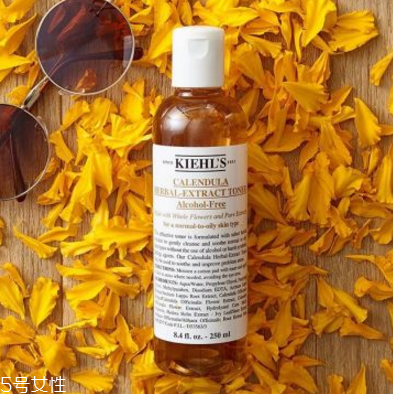 夏天油性皮膚用什么護膚品不油膩 油皮護膚品推薦