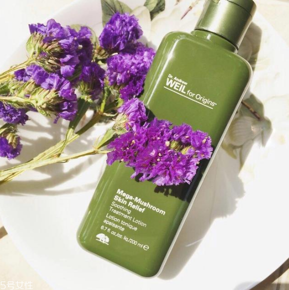 夏天油性皮膚用什么護膚品不油膩 油皮護膚品推薦