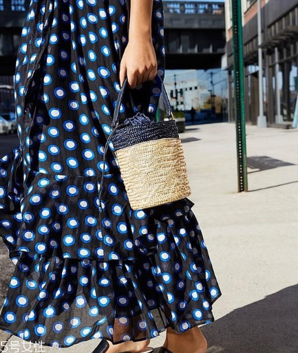 caterina bertini是什么牌子？草編包的鼻祖