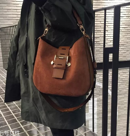 saddler seoul是什么牌子？終于不用撞包了