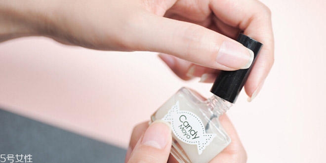 新娘美甲需要哪些工具？新娘美甲diy全攻略