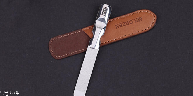 新娘美甲需要哪些工具？新娘美甲diy全攻略