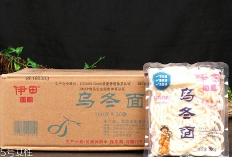 烏冬面和土豆粉的區(qū)別 日式經(jīng)典小吃 烏冬面和土豆粉的區(qū)別 日式經(jīng)典小吃