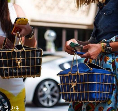 savas是什么牌子？奢華怪趣味手袋