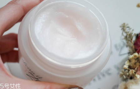 卸妝膏用卸妝棉嗎？5款好用卸妝膏大PK