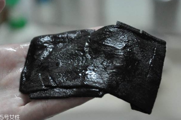 貼片黑面膜哪個(gè)牌子好？膏狀黑面膜哪個(gè)牌子好？