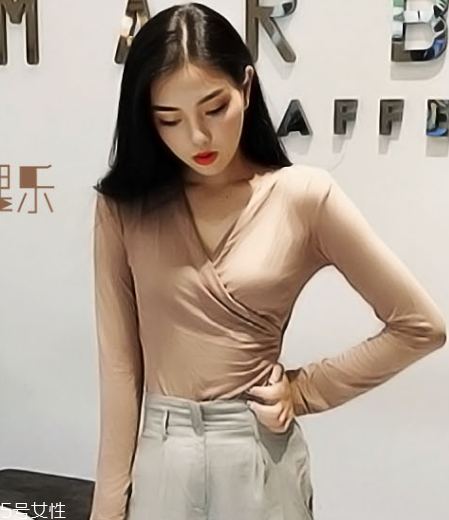 微胖女生春天怎么穿好看？讓你視覺上小一圈