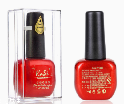 美甲的形狀和顏色怎么搭配？劍型指甲適合紅與黑