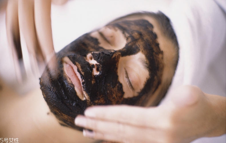 貼片黑面膜哪個(gè)牌子好？膏狀黑面膜哪個(gè)牌子好？