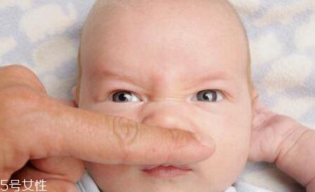 女生體味重是什么原因？越老越重口味