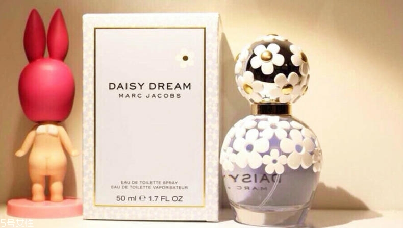 約會噴什么香水？3款香水給愛情加點(diǎn)催化劑