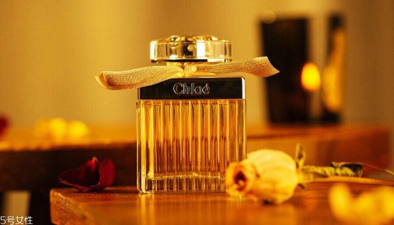 約會噴什么香水？3款香水給愛情加點(diǎn)催化劑