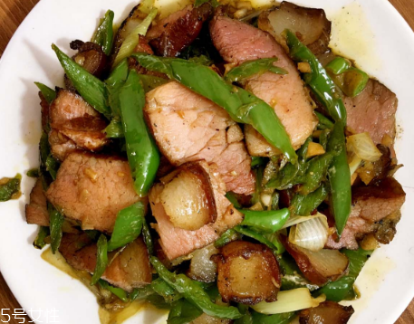 煙熏臘肉會(huì)致癌嗎？別大量吃就行