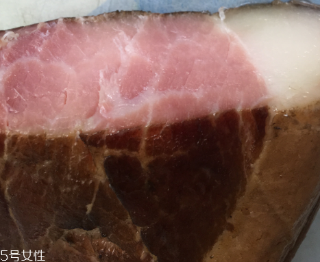 煙熏臘肉會(huì)致癌嗎？別大量吃就行