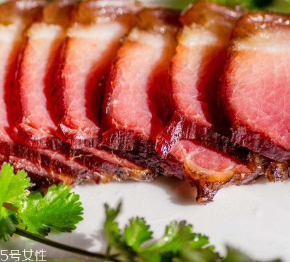 煙熏臘肉怎么炒好吃？做法多多任你選