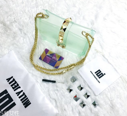 milly jelly果凍包多少錢？最適合春夏的包包