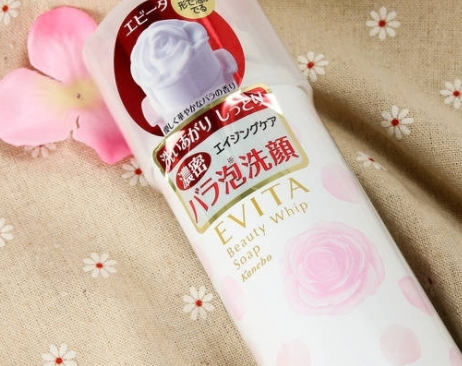 潔面泡沫可以帶上飛機(jī)嗎？