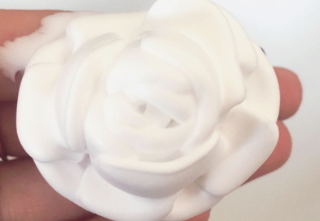 潔面泡沫可以帶上飛機(jī)嗎？