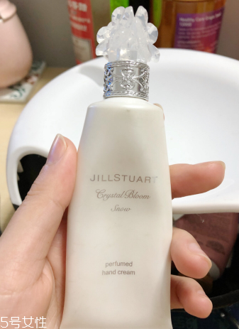 jill stuart護(hù)手霜好用嗎？不黏不膩四季可用
