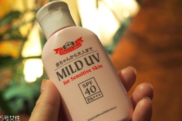 城野醫(yī)生敏感肌防曬霜好用嗎？無添加很安全