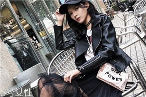 皮衣沾上發(fā)泡劑怎么辦？清除方法要注意