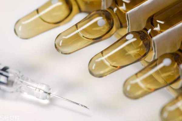 安瓶用在什么順序？后續(xù)要不要疊加精華液？