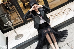 皮衣沾上涂料怎么清理？涂料的清理方式