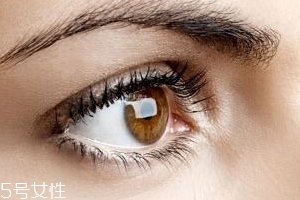 葉黃素能治白內障嗎？有一定改善作用