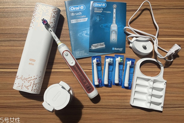 歐樂b電動牙刷怎么樣？四個刷頭很好用