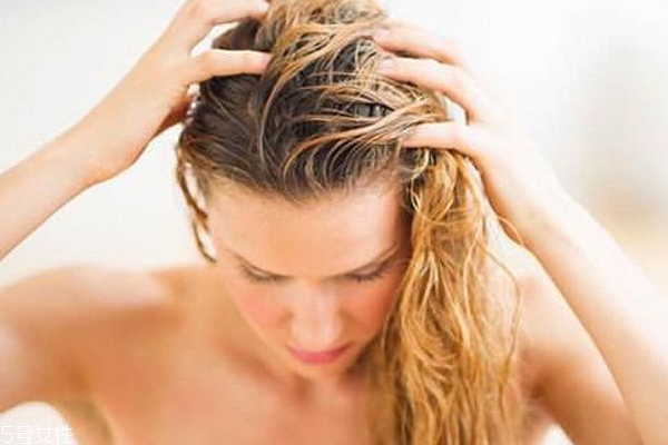 容易脫發(fā)是為什么？容易脫發(fā)用什么洗發(fā)露？