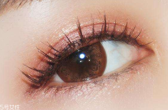 葉黃素什么時候吃最好？