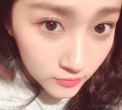 什么樣的人笑起來好看？如何避免笑起來像鬼？