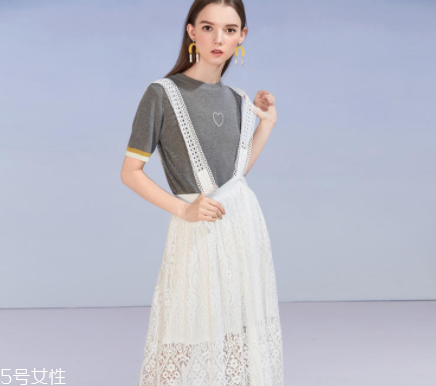 夏天穿衣怎么顯高顯瘦？?jī)商籽b備美美出門撩漢