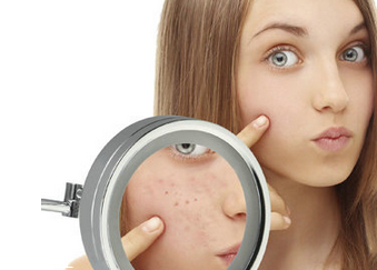 正確的徹底卸妝步驟 每天都要認(rèn)真卸妝洗臉 正確的徹底卸妝步驟 每天都要認(rèn)真卸妝洗臉