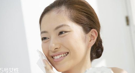 雅漾噴霧怎么定妝 敏感肌專用品牌 雅漾噴霧怎么定妝 敏感肌專用品牌