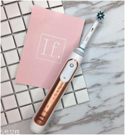 歐樂b電動牙刷怎么樣？四個刷頭很好用