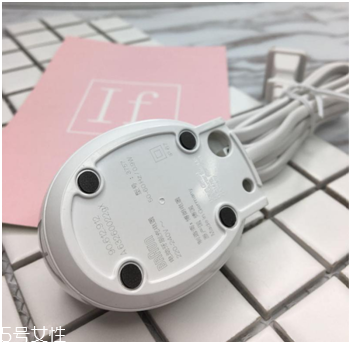 歐樂b電動牙刷怎么樣？四個刷頭很好用