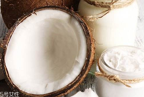 椰子油是固體還是液態(tài)？隨環(huán)境變化