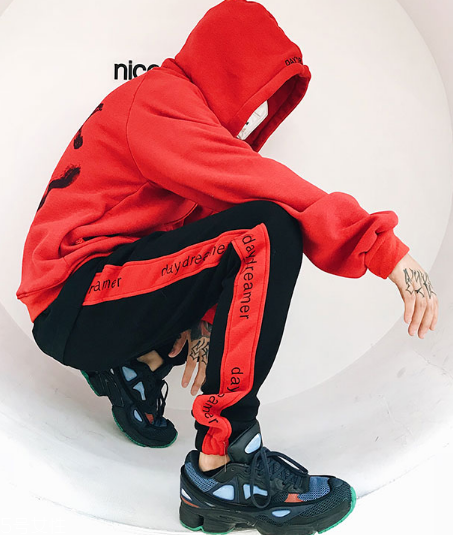 運(yùn)動(dòng)褲有油漬怎么洗掉？頑固油漬去無蹤