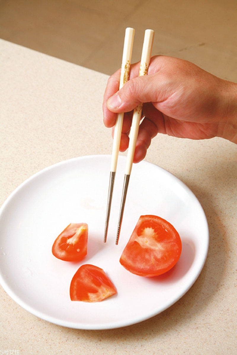 筷子什么材質(zhì)最好 各材質(zhì)筷子的優(yōu)缺點 筷子什么材質(zhì)最好 各材質(zhì)筷子的優(yōu)缺點