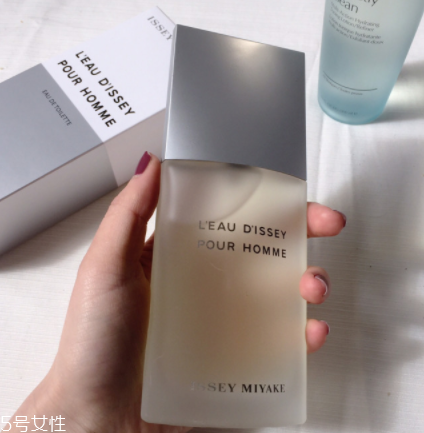 一生之水男是街香嗎？香味很獨(dú)特不街香