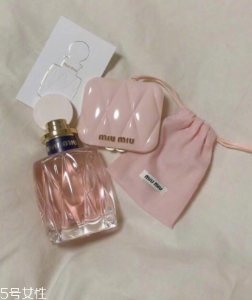 miumiu粉色香水怎么樣？miumiu2018新香水什么味道？