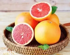 柑橘調(diào)香水好聞嗎？吃了這個(gè)大橘子